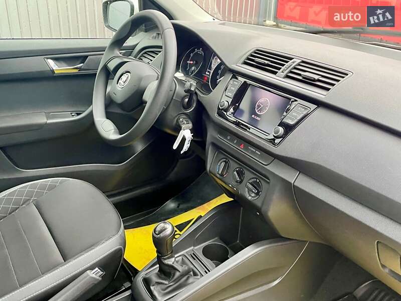 Универсал Skoda Fabia 2021 в Киеве