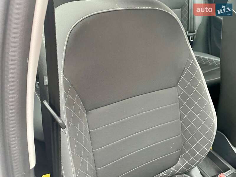 Универсал Skoda Fabia 2021 в Киеве