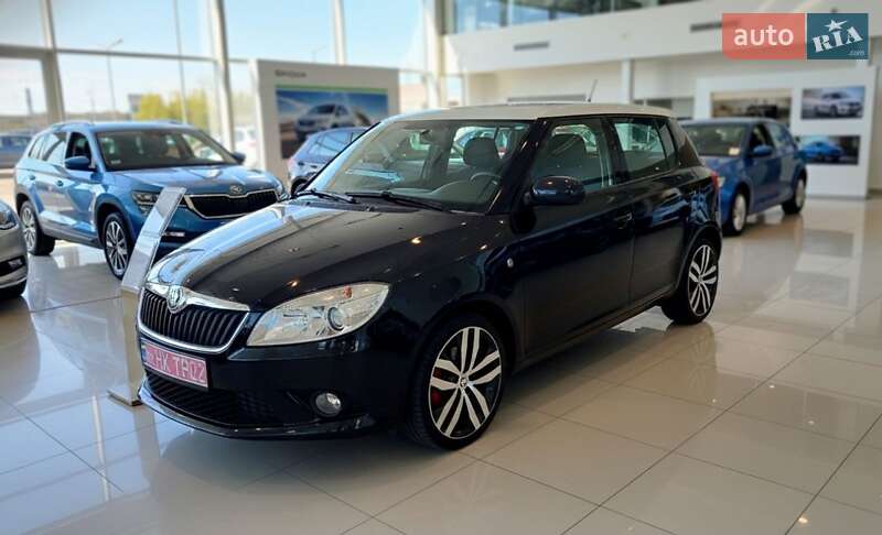 Хэтчбек Skoda Fabia 2010 в Львове