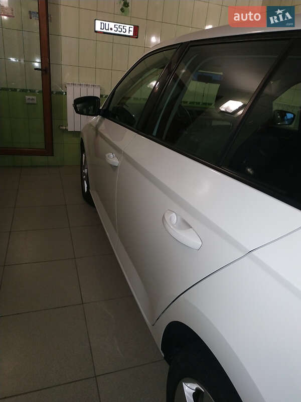 Универсал Skoda Fabia 2016 в Южноукраинске