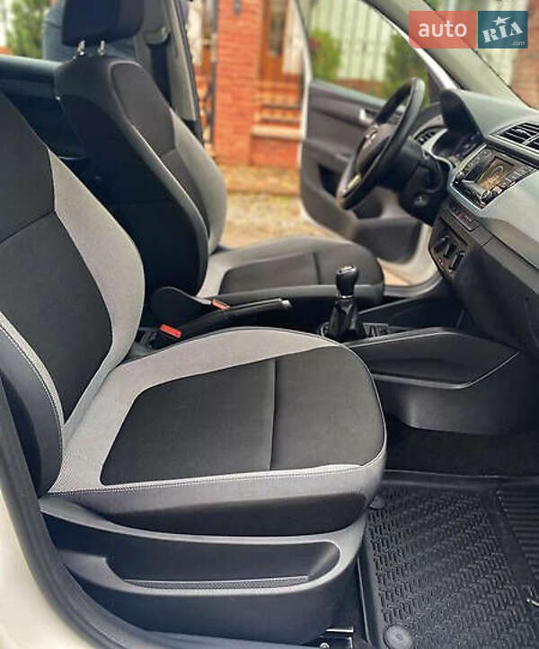 Универсал Skoda Fabia 2016 в Южноукраинске