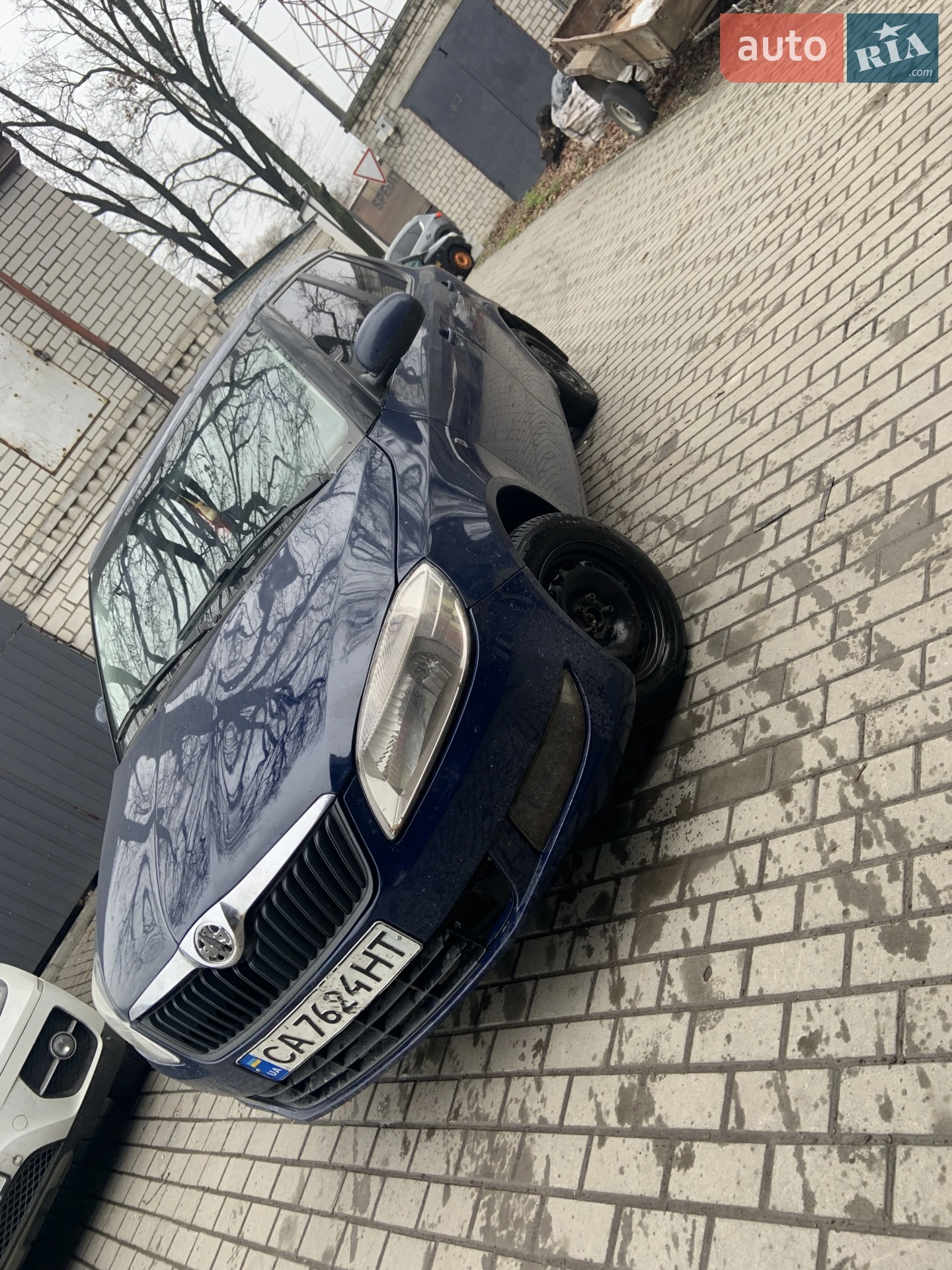 2012 Skoda Fabia - мініатюра 2