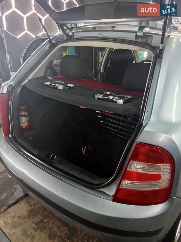 Хэтчбек Skoda Fabia 2005 в Ивано-Франковске