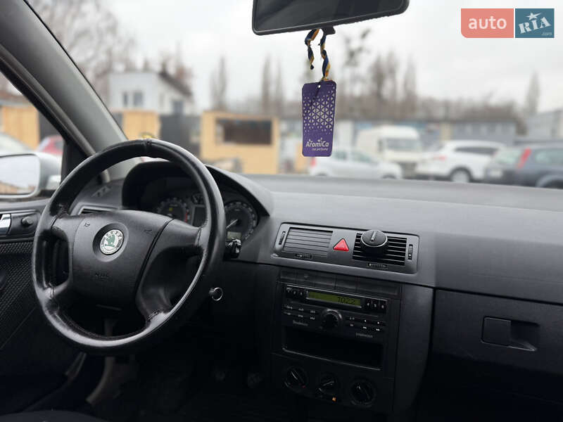 Универсал Skoda Fabia 2007 в Ровно фото 26 Универсал Skoda Fabia 2007 в Ровно