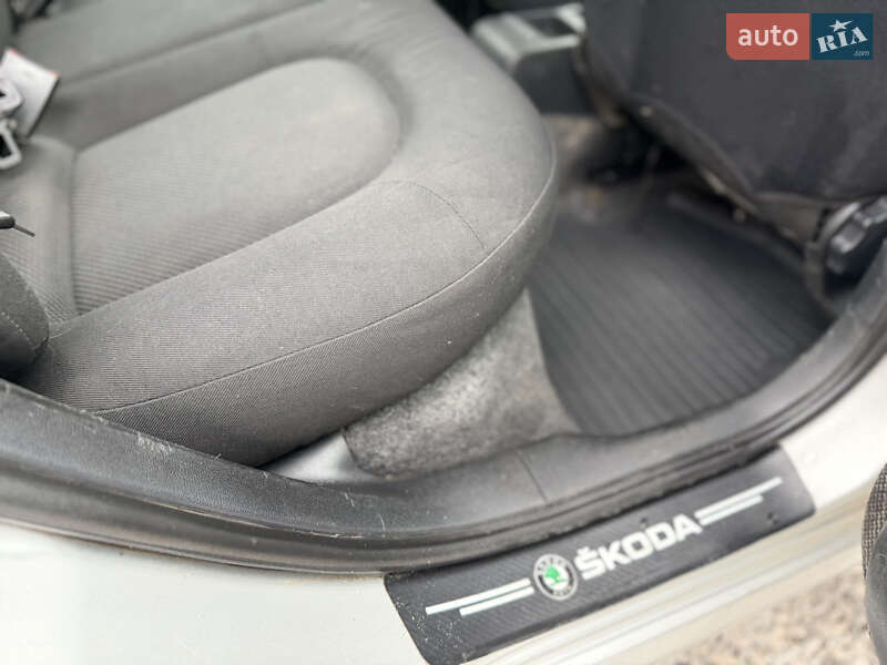 Универсал Skoda Fabia 2007 в Ровно фото 38 Универсал Skoda Fabia 2007 в Ровно