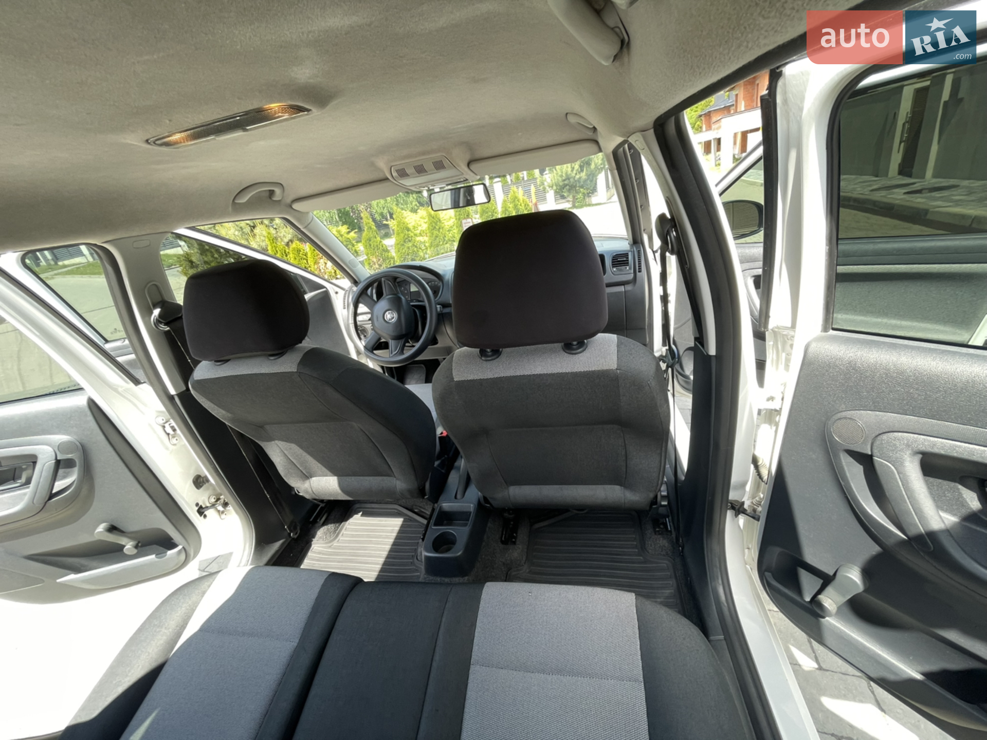 2013 Skoda Fabia - мініатюра 10