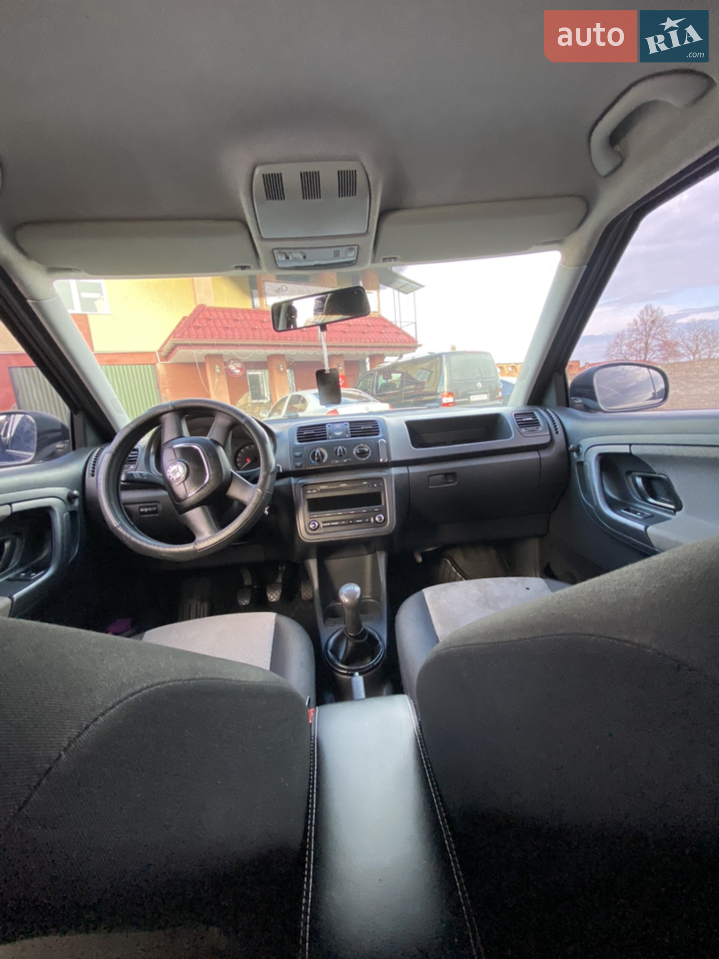 2012 Skoda Fabia - мініатюра 11