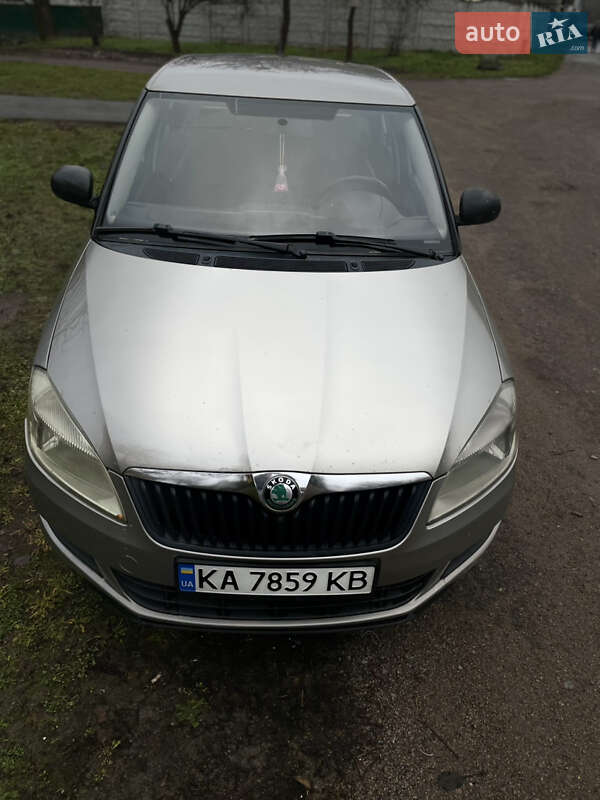 Хэтчбек Skoda Fabia 2012 в Чернигове фото 5 Хэтчбек Skoda Fabia 2012 в Чернигове