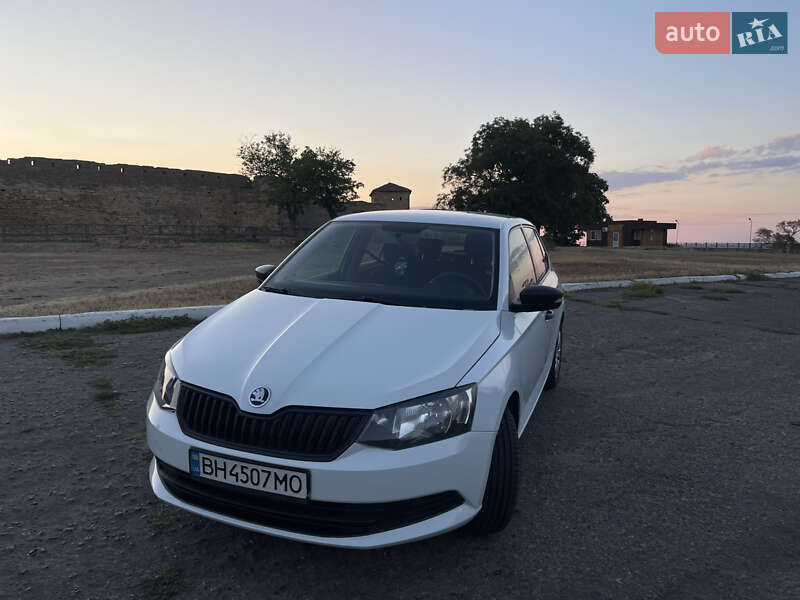 Хэтчбек Skoda Fabia 2017 в Одессе