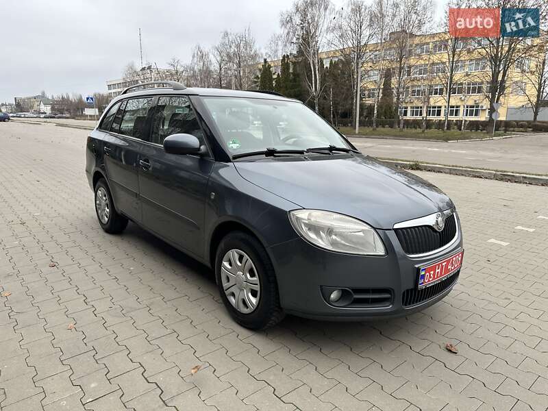 Универсал Skoda Fabia 2010 в Белой Церкви