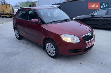 Хэтчбек Skoda Fabia 2009 в Ровно