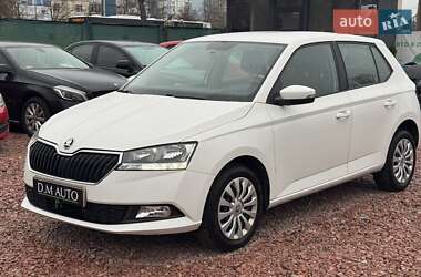 Хэтчбек Skoda Fabia 2020 в Киеве