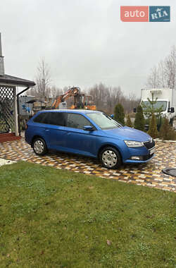 Универсал Skoda Fabia 2020 в Киеве