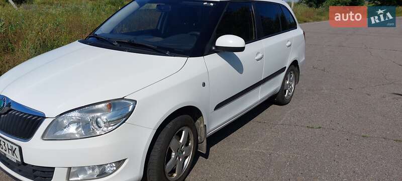 Skoda Fabia 2011 Skoda Fabia 2011