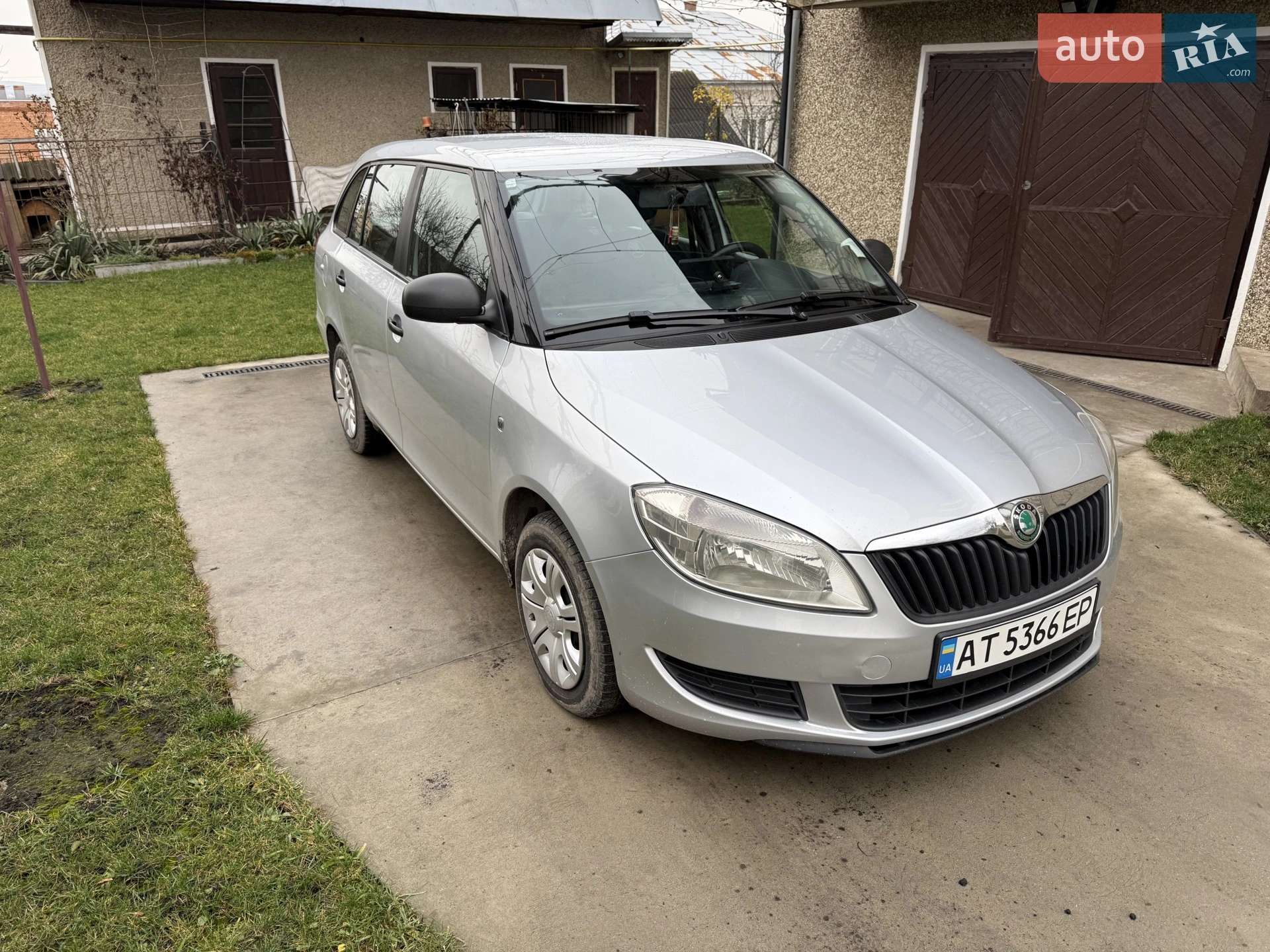 2012 Skoda Fabia - мініатюра 3
