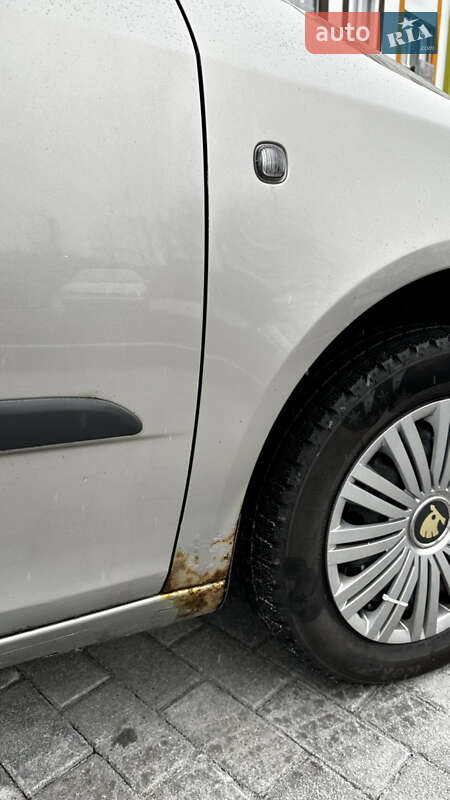 Универсал Skoda Fabia 2008 в Полтаве