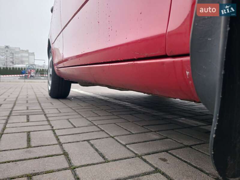 Хетчбек Skoda Fabia 2011 в Черкасах