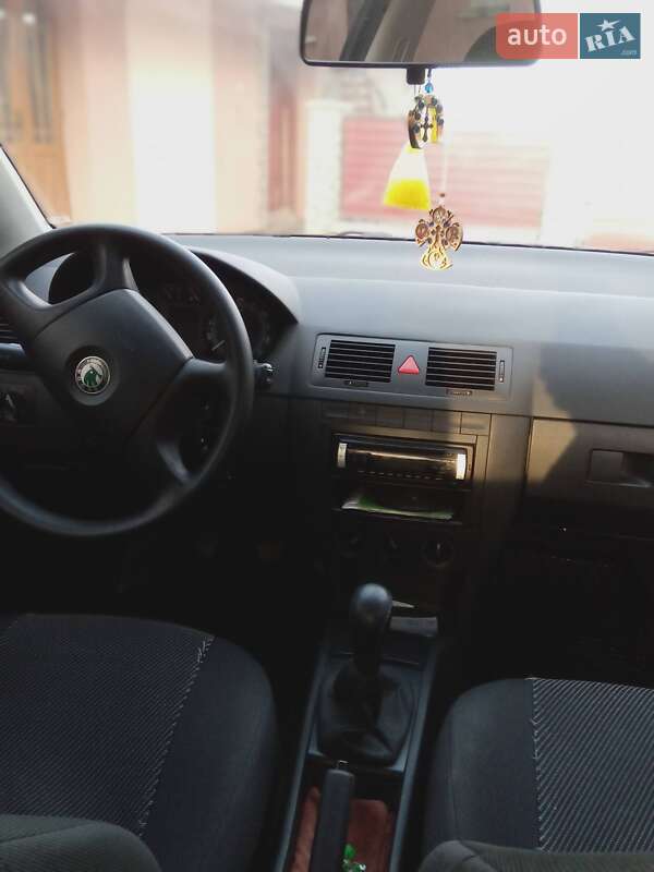 Седан Skoda Fabia 2007 в Тернополе