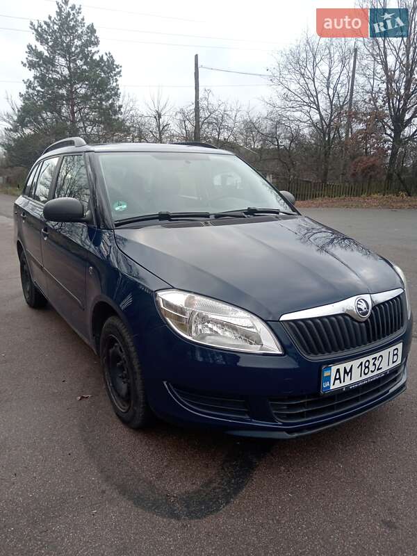 Универсал Skoda Fabia 2014 в Коростене