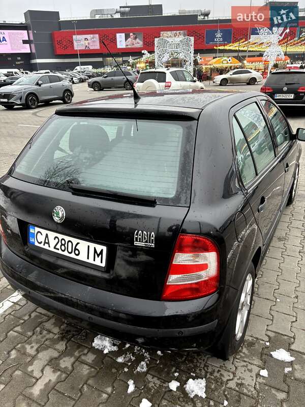 Хетчбек Skoda Fabia 2005 в Києві фото 3 Хетчбек Skoda Fabia 2005 в Києві