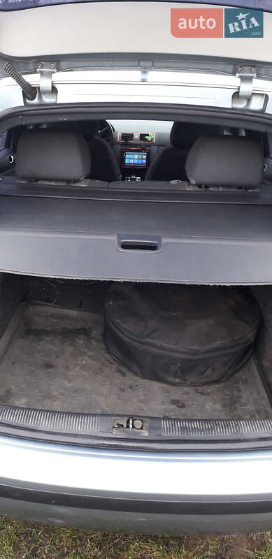 Универсал Skoda Fabia 2002 в Сокале