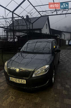 Хетчбек Skoda Fabia 2011 в Дубовому
