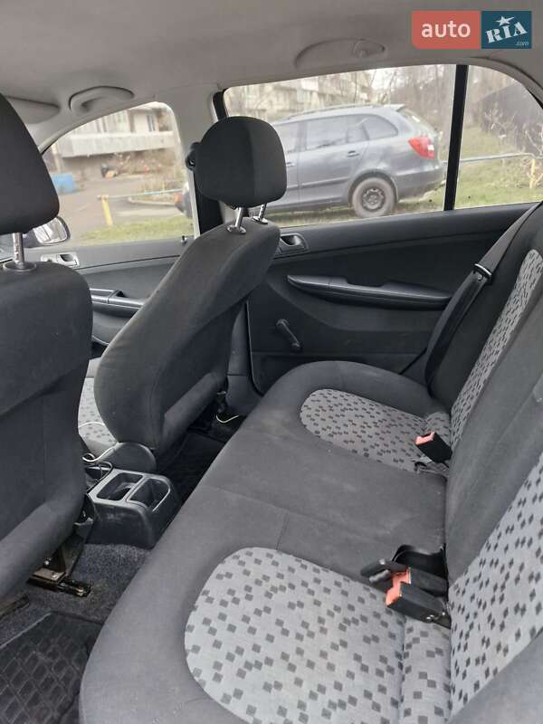 Хетчбек Skoda Fabia 2007 в Києві