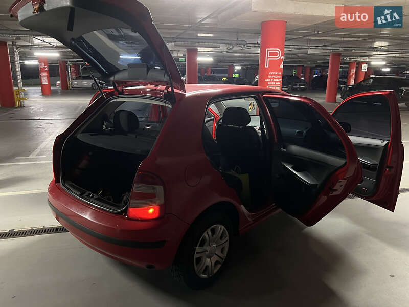 Хетчбек Skoda Fabia 2007 в Києві
