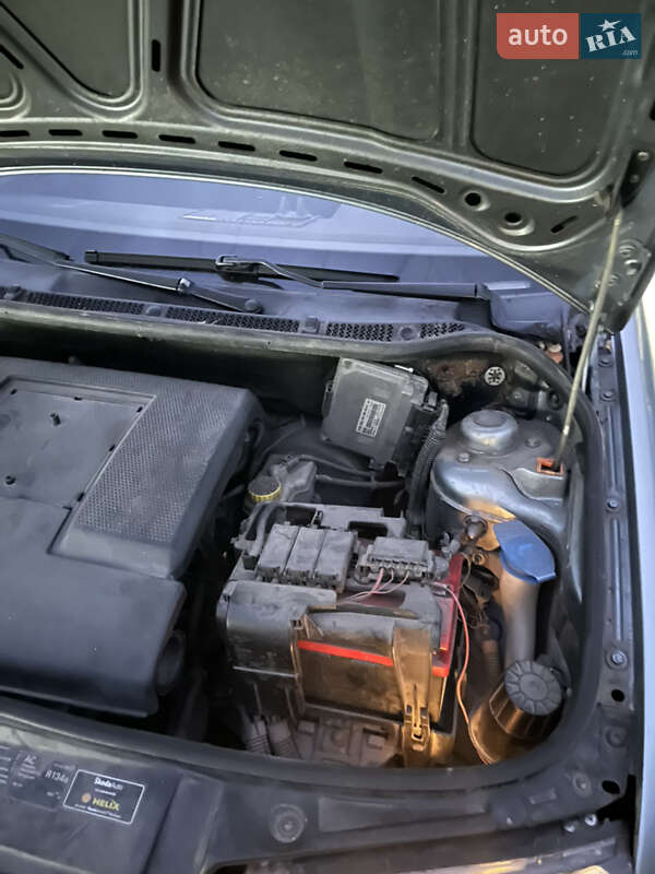 Хетчбек Skoda Fabia 2006 в Дніпрі