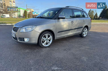 Универсал Skoda Fabia 2008 в Ровно