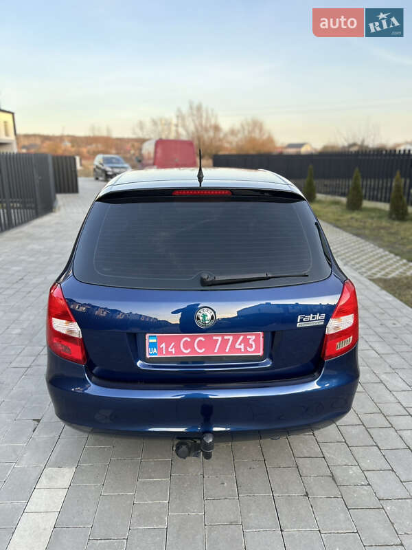 Універсал Skoda Fabia 2010 в Івано-Франківську