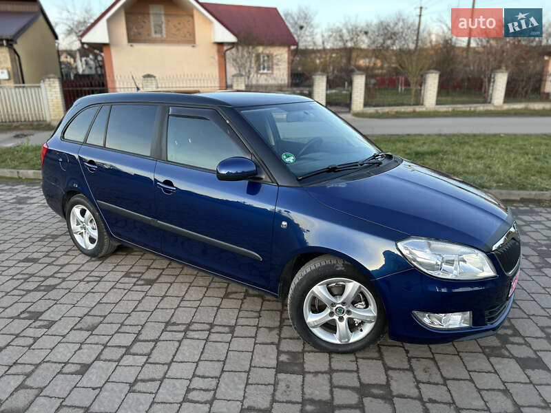Універсал Skoda Fabia 2010 в Івано-Франківську