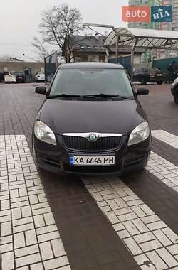 Хэтчбек Skoda Fabia 2010 в Киеве