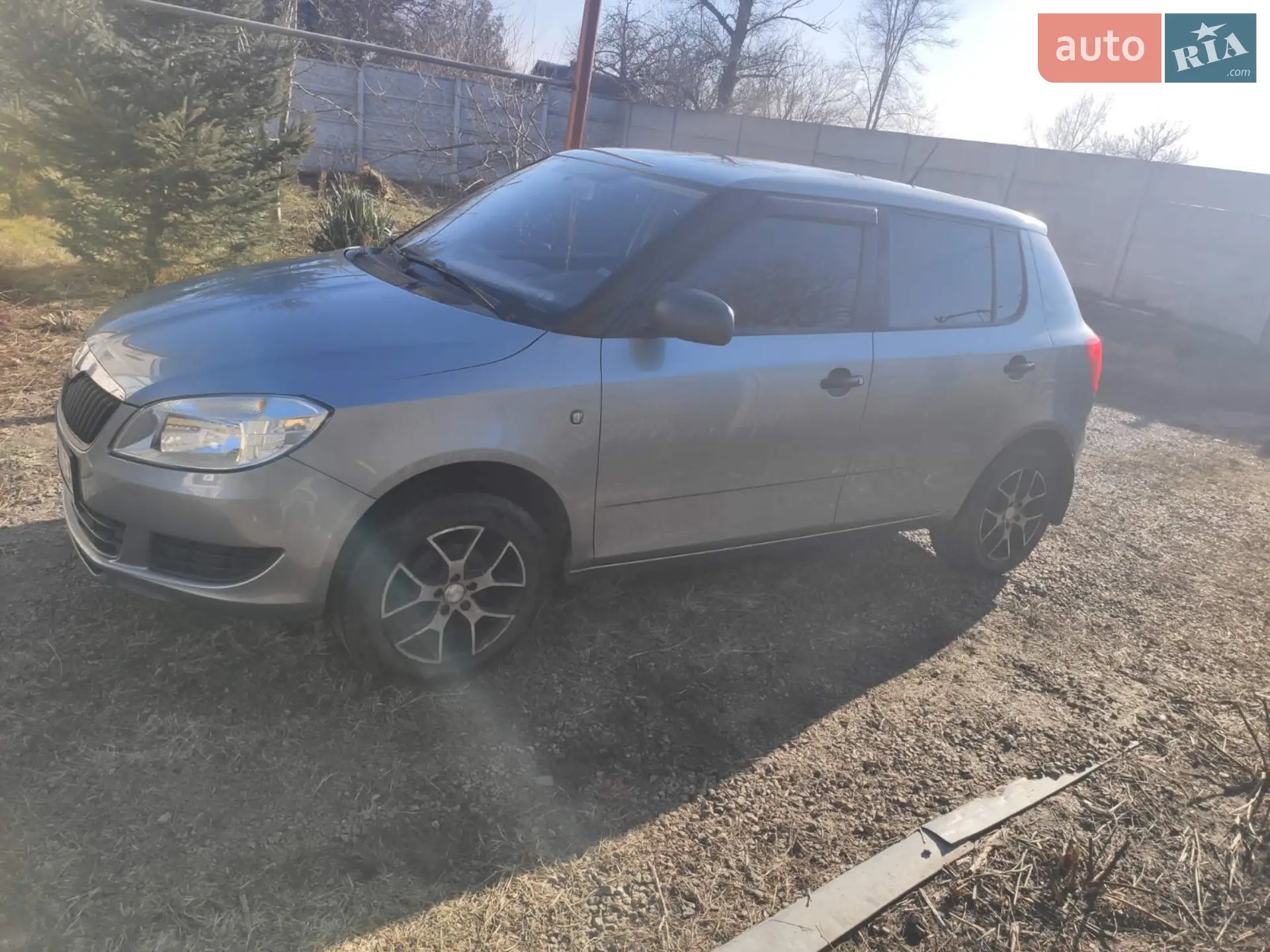 2012 Skoda Fabia - мініатюра 2