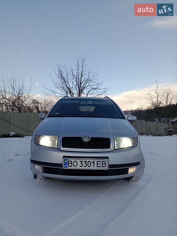 Універсал Skoda Fabia 2004 в Тернополі