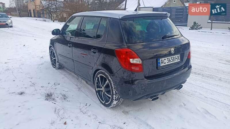 Хетчбек Skoda Fabia 2009 в Луцьку