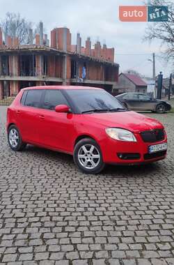 Хэтчбек Skoda Fabia 2007 в Тячеве