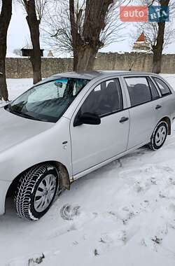 Універсал Skoda Fabia 2001 в Скалаті