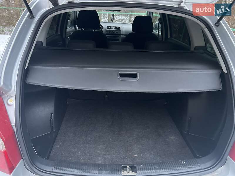 Универсал Skoda Fabia 2011 в Ужгороде