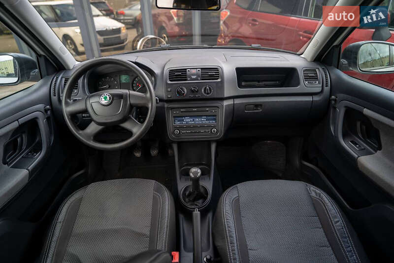 Хетчбек Skoda Fabia 2011 в Києві