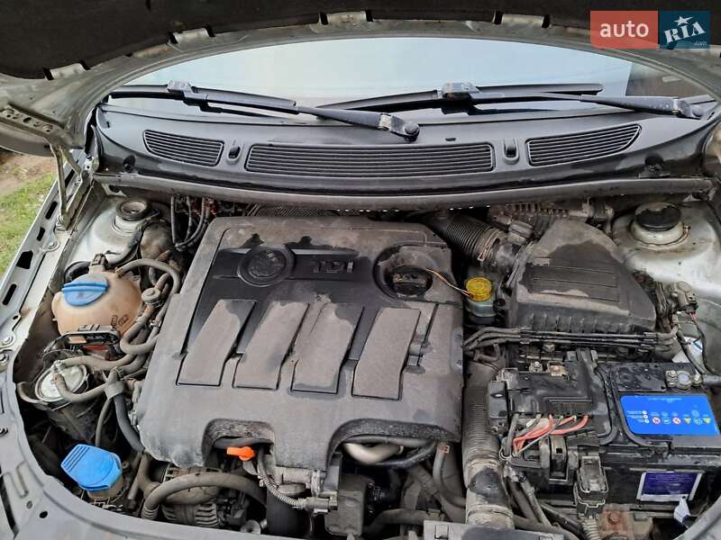 Хэтчбек Skoda Fabia 2012 в Одессе