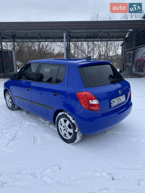 Хэтчбек Skoda Fabia 2009 в Ровно