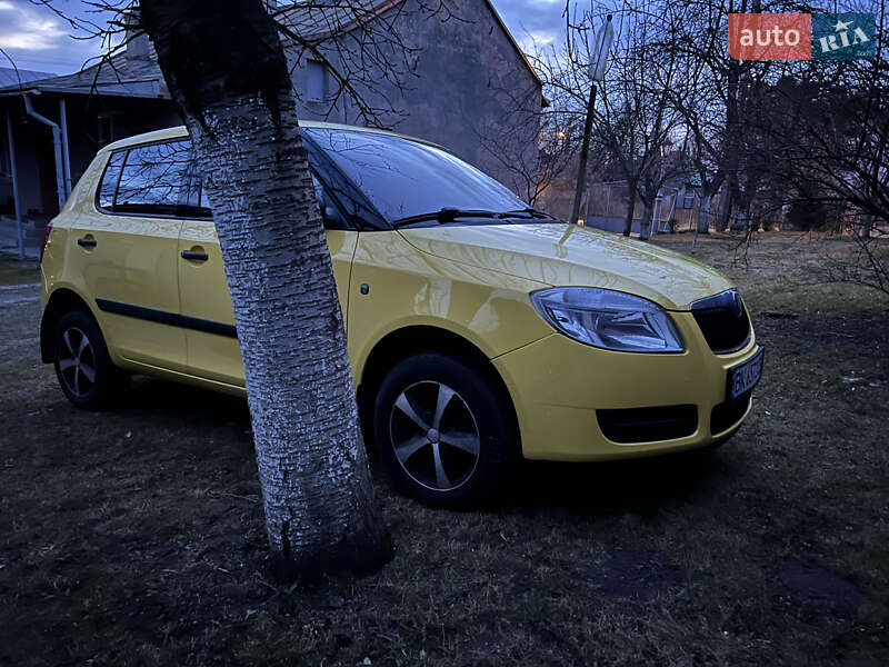 Хетчбек Skoda Fabia 2008 в Чорткові