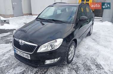 Универсал Skoda Fabia 2010 в Ровно