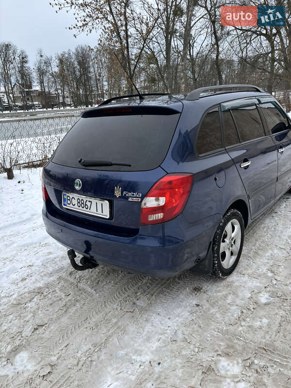 Універсал Skoda Fabia 2008 в Львові