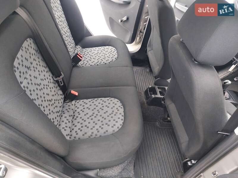 Універсал Skoda Fabia 2006 в Кременчуці