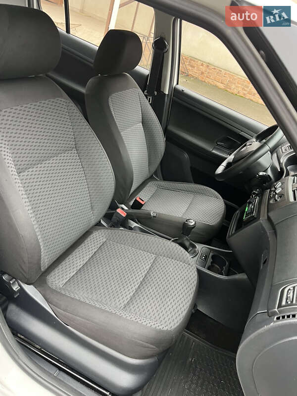 Хэтчбек Skoda Fabia 2013 в Одессе