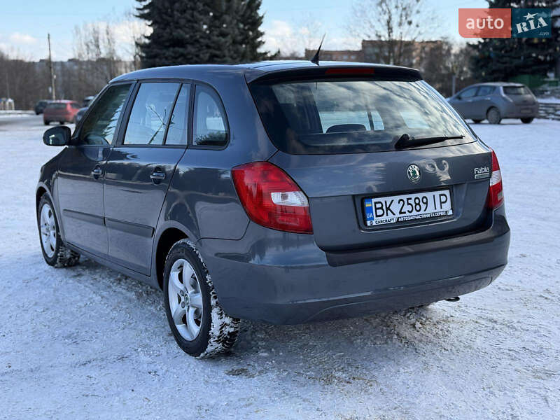 Універсал Skoda Fabia 2010 в Рівному фото 11 Універсал Skoda Fabia 2010 в Рівному