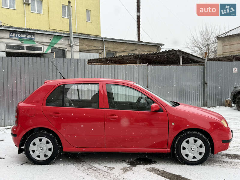 Хэтчбек Skoda Fabia 2000 в Тульчине фото 2 Хэтчбек Skoda Fabia 2000 в Тульчине