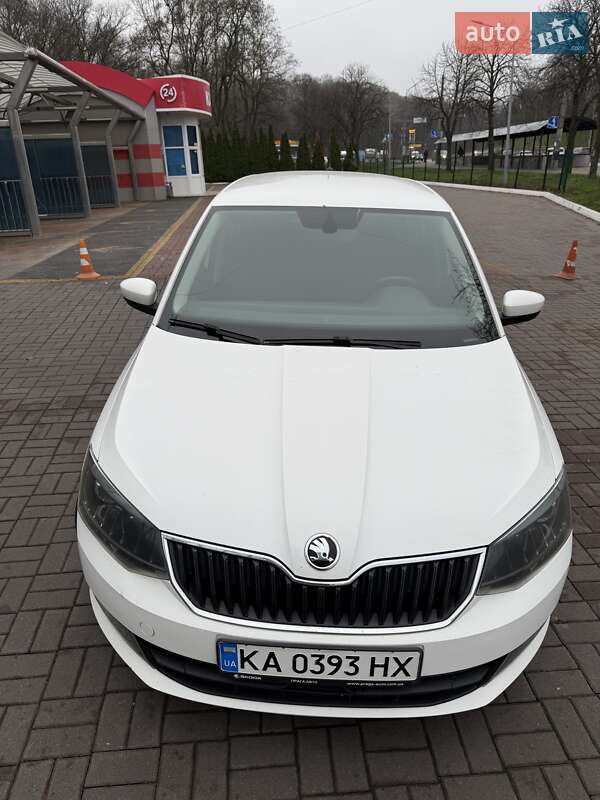 Универсал Skoda Fabia 2015 в Киеве